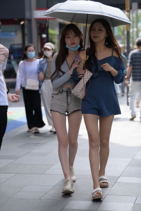 【精选街拍】Vol.2400 热裤白皙美腿 [52P-1.08GB]