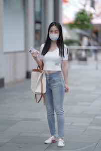 【精选街拍】Vol.2399 牛仔裤女孩 [37P-511MB]