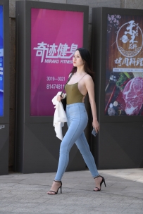 【精选街拍】Vol.0310 接档青林作品 第五篇 凤凰花开的路口 [674P+1V-17.6GB]