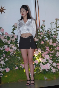 【精选街拍】Vol.2068 黑白搭配高跟 [100P-1.24GB]