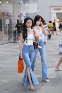 【精选街拍】Vol.2984 浅色牛仔搭配 [160P-3.54GB]