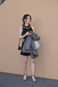 【精选街拍】Vol.2370 一丝淡淡的忧郁 [131P-3.08GB]