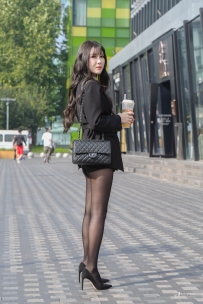 【精选街拍】Vol.3646 黑色长西装外套 [391P-6.36GB]